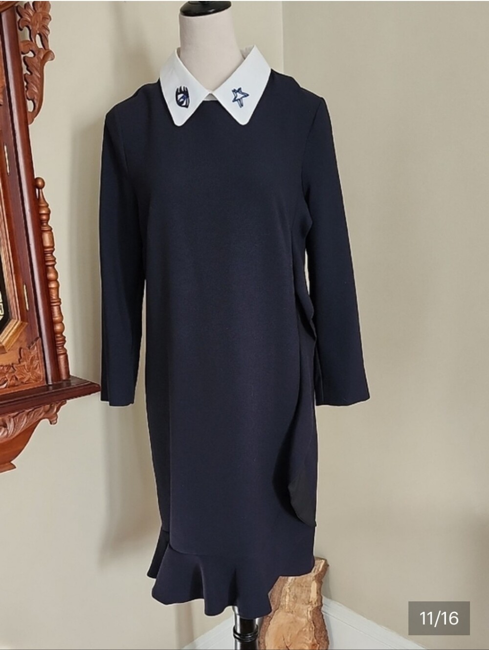 SFIZIO Studio Dress with White Collar Embroidered, 6